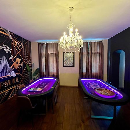 Capsule Casino - Jacuzzi - Billard - Netflix - Console & Jeux Apartamento Mons Exterior foto