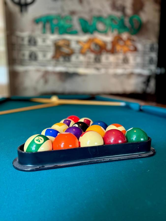 Capsule Casino - Jacuzzi - Billard - Netflix - Console & Jeux Apartamento Mons Exterior foto
