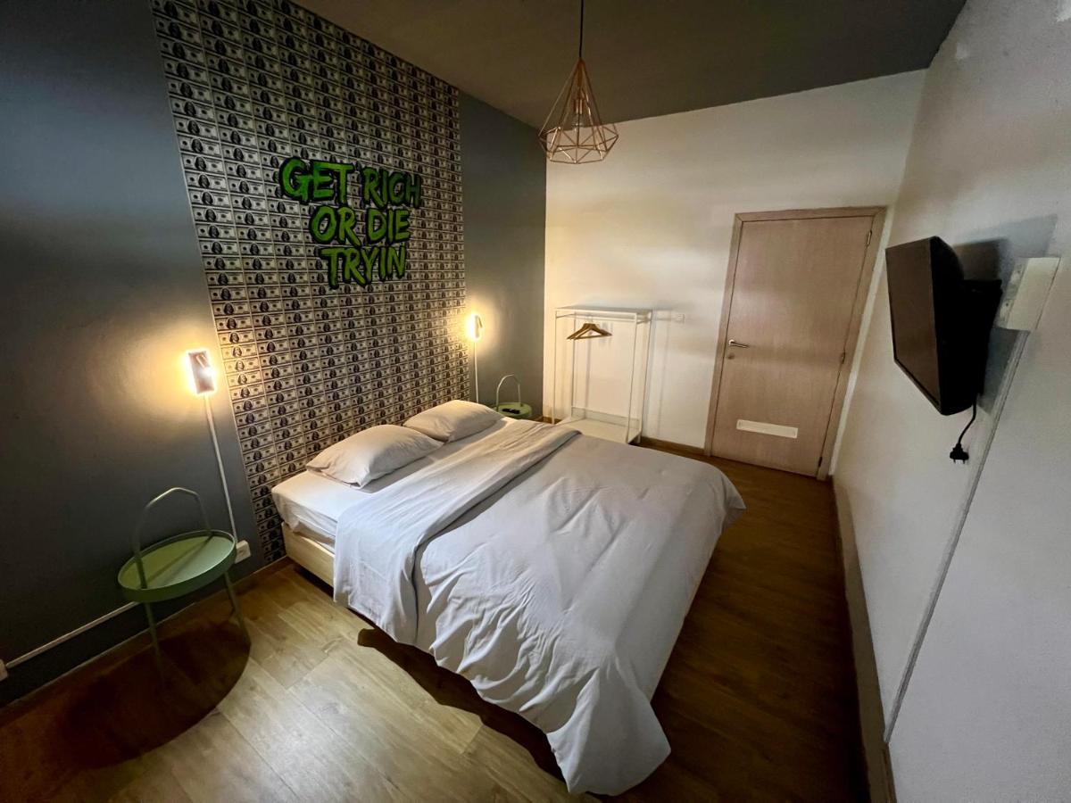 Capsule Casino - Jacuzzi - Billard - Netflix - Console & Jeux Apartamento Mons Exterior foto