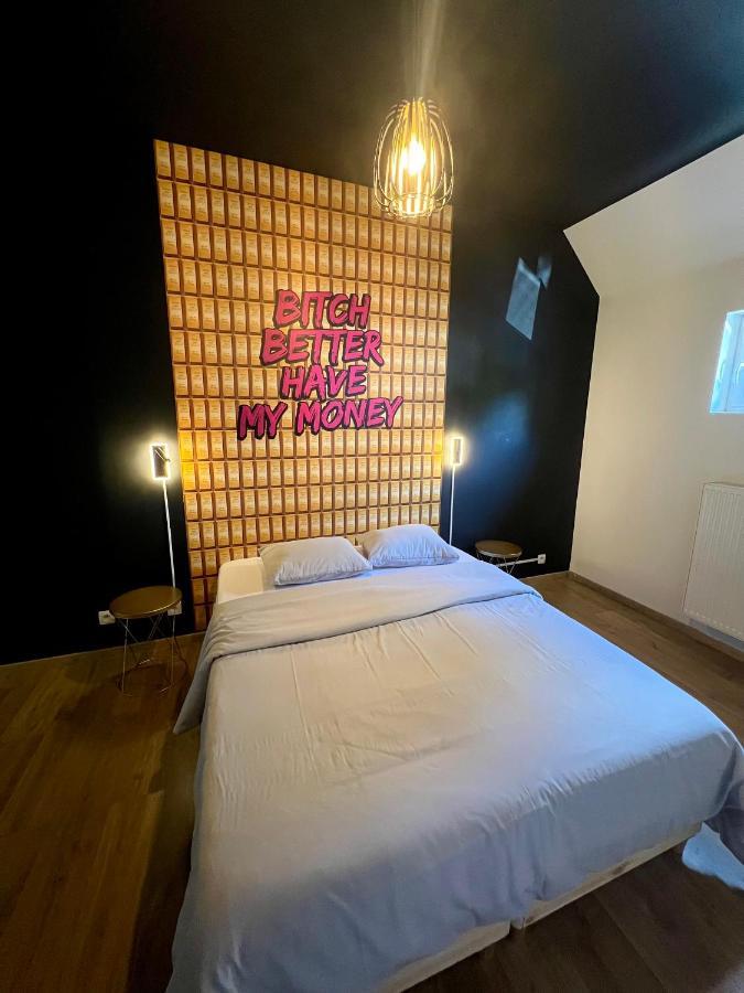 Capsule Casino - Jacuzzi - Billard - Netflix - Console & Jeux Apartamento Mons Exterior foto