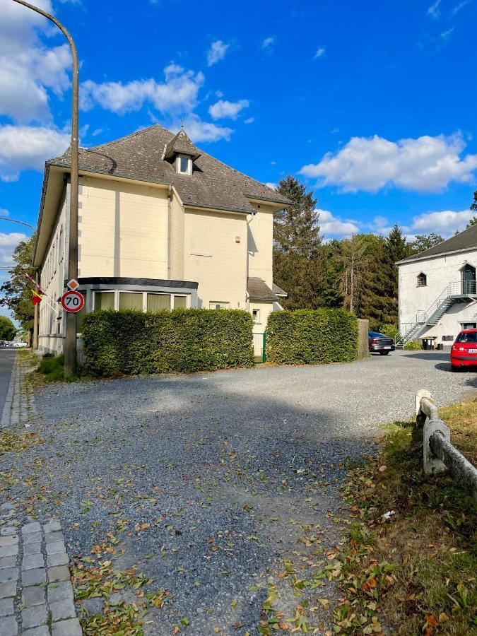 Capsule Casino - Jacuzzi - Billard - Netflix - Console & Jeux Apartamento Mons Exterior foto